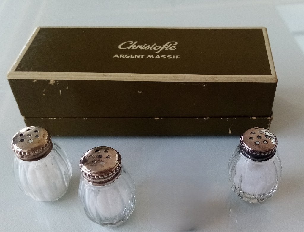 Christofle sterling zilveren 3 kleine zoutvaatjes 'parel', Ophalen