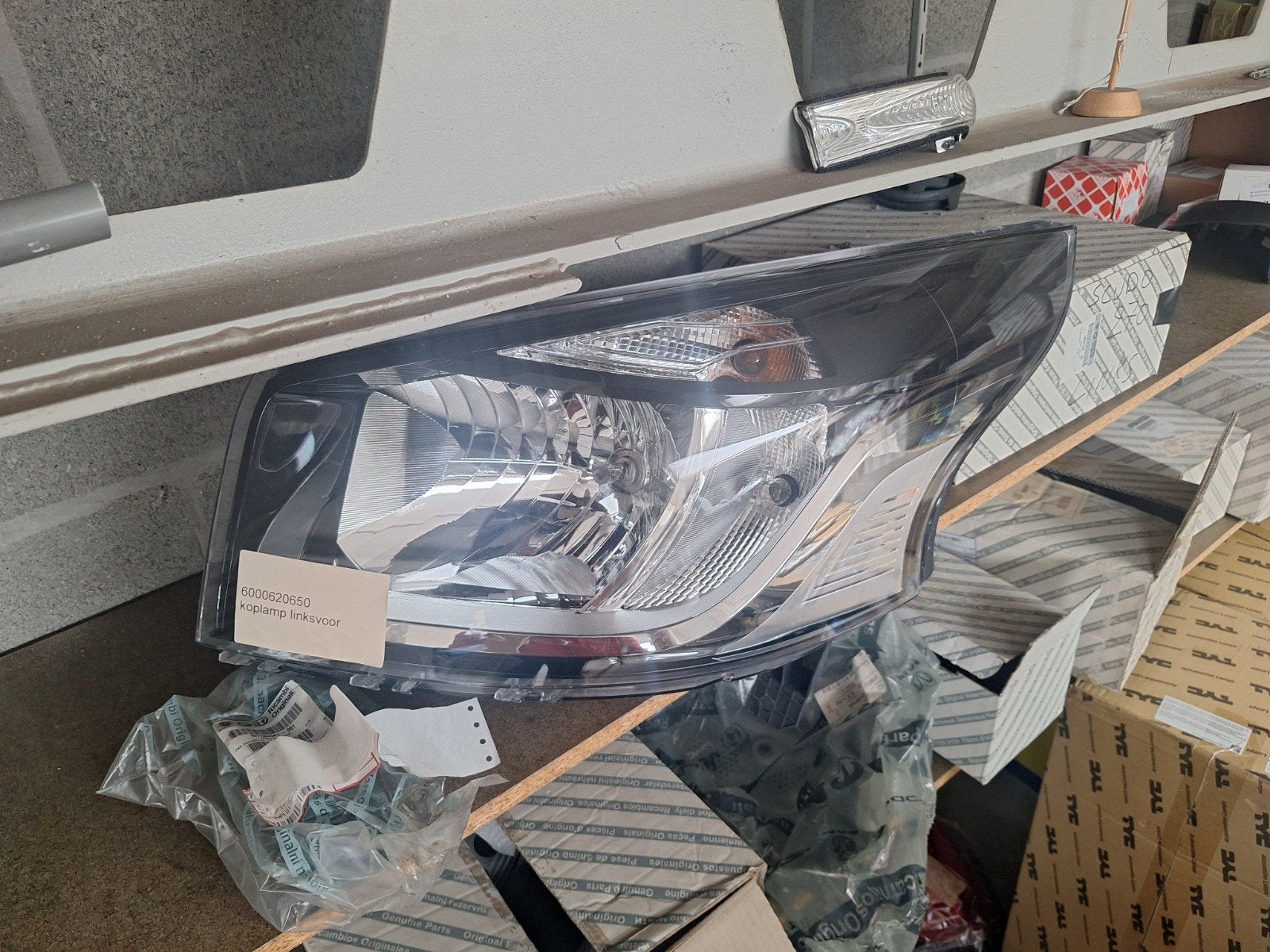 Koplamp Fiat Talento linksvoor 6000620650, Ophalen, Fiat, Info@fiatschraepen.be