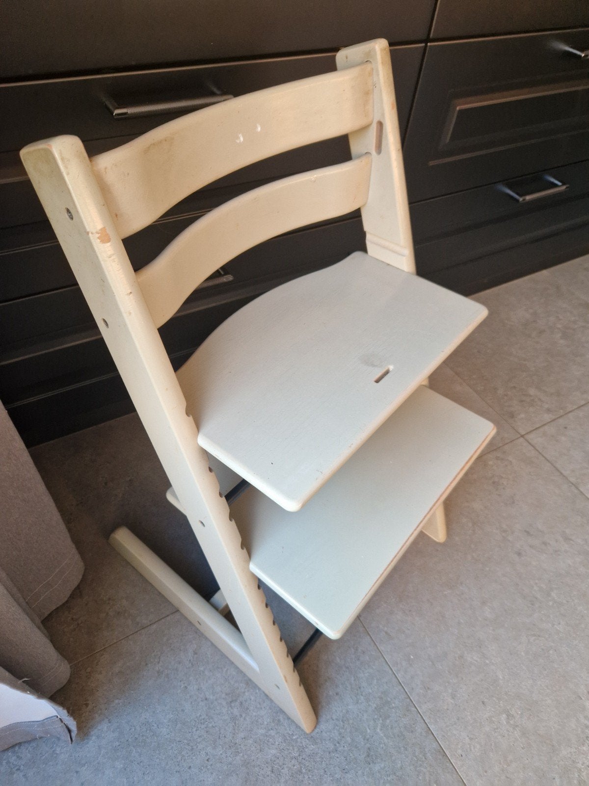 Stokke tripp trapp, Enlèvement