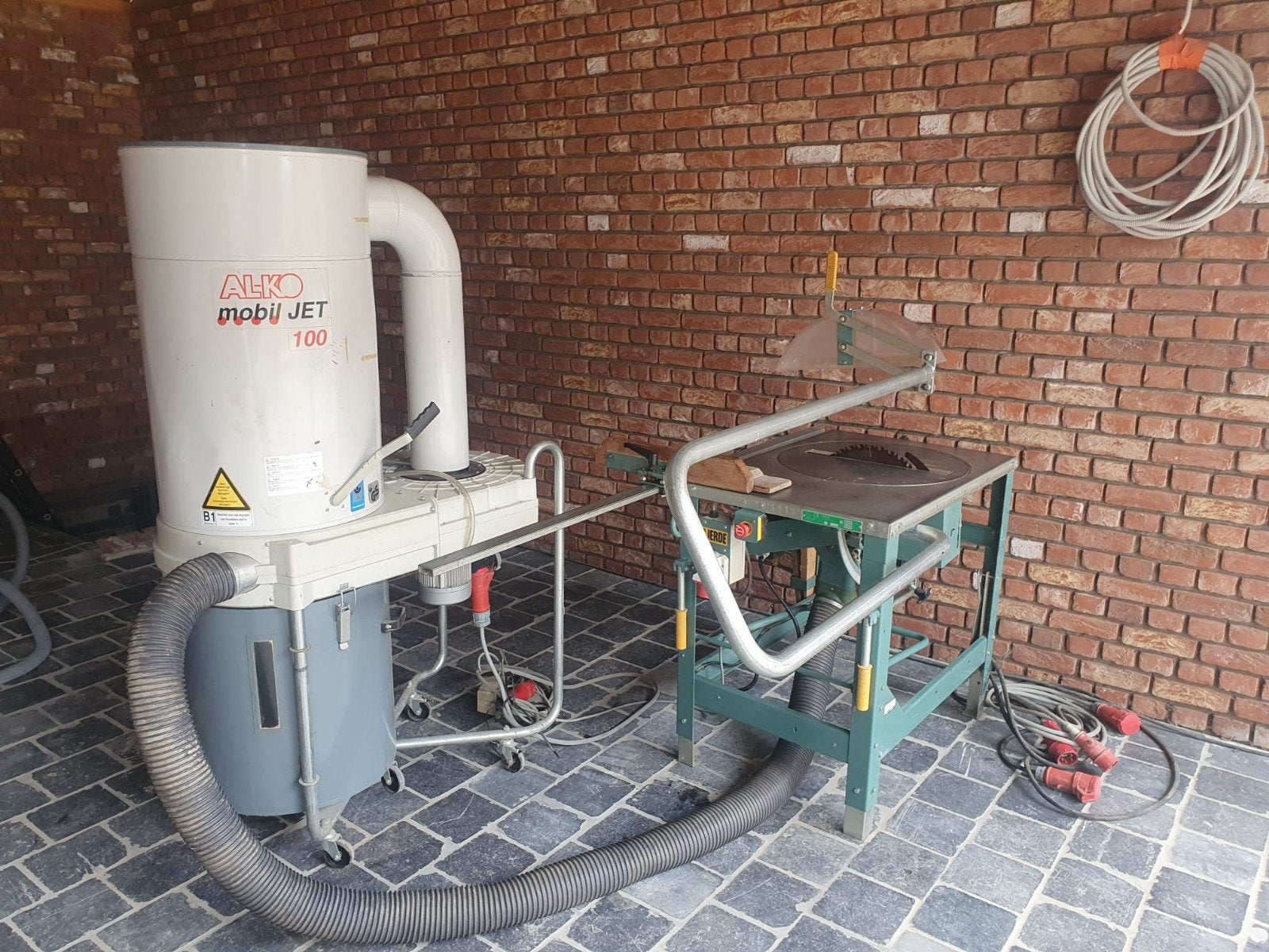 tafelzaag Gjerde 1603 met afzuiging Alko mobile jet 100, Ophalen