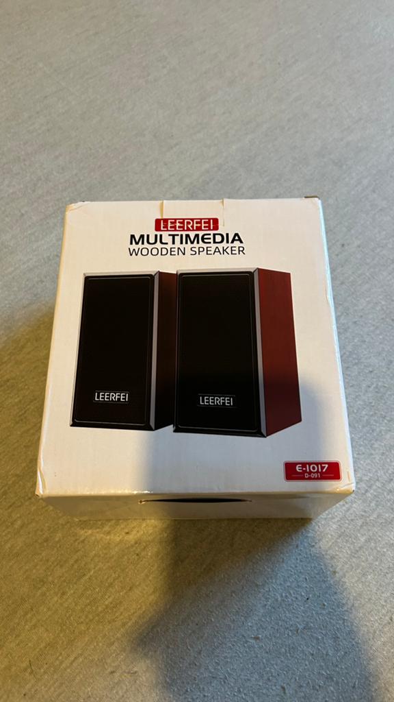 Multimedia wood speaker bruin, Computers en Software, Routers en Modems, Ophalen, Zo goed als nieuw