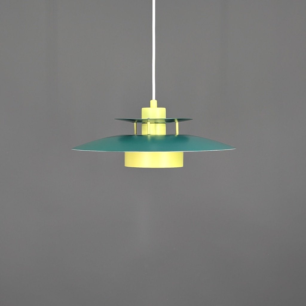 Lampe suspendue rétro scandinave verte — design vintage, Maison & Meubles, 75 cm ou plus, Métal, Comme neuf, Deens design