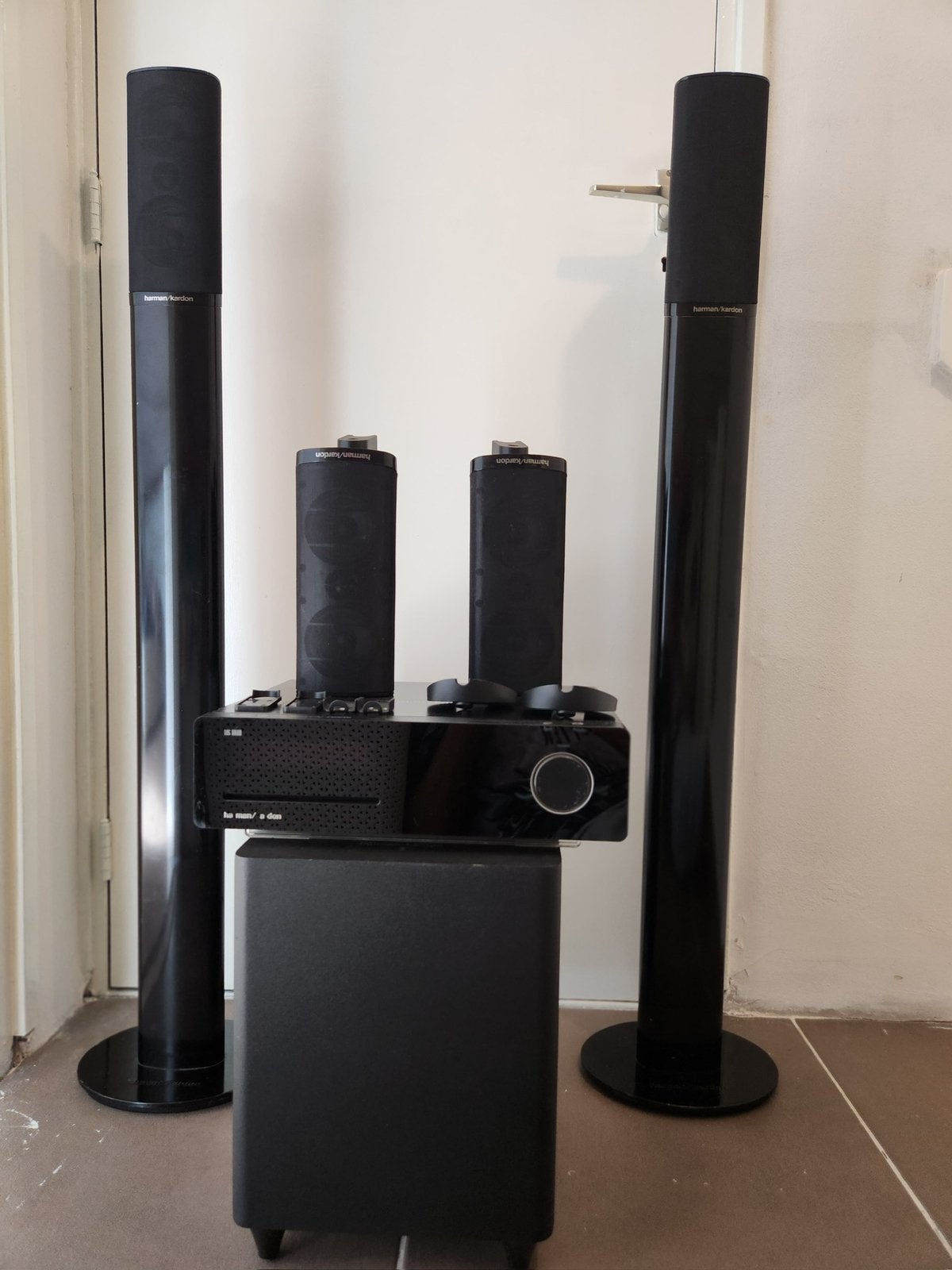 Harman Kardon 5.1 met 5 speaker en woofer, Ophalen, Zo goed als nieuw