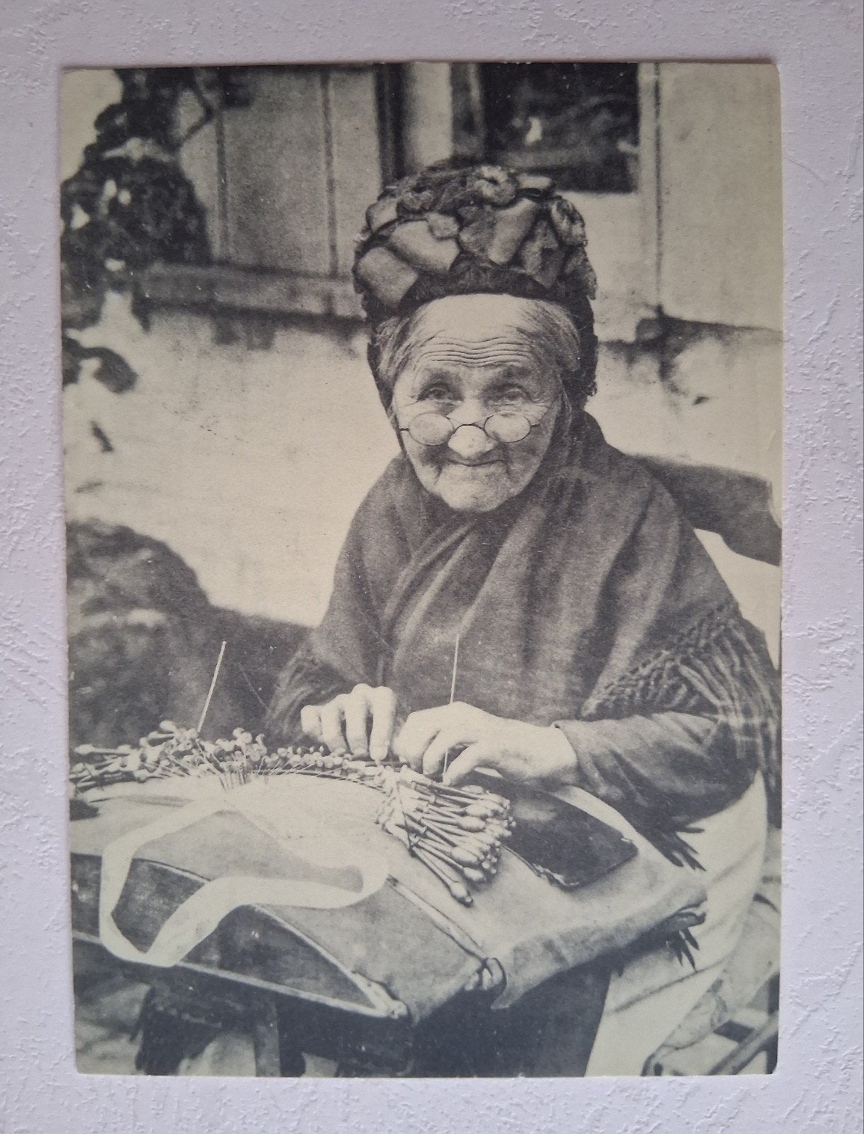 vintage Postkaart Kantklossen Brugge, Enlèvement ou Envoi
