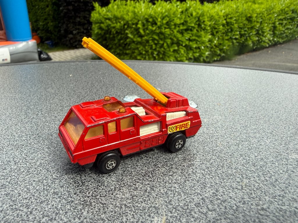 Camion de pompiers Matchbox Superfast 22 Blazebuster, Collections, Enlèvement ou Envoi, Comme neuf
