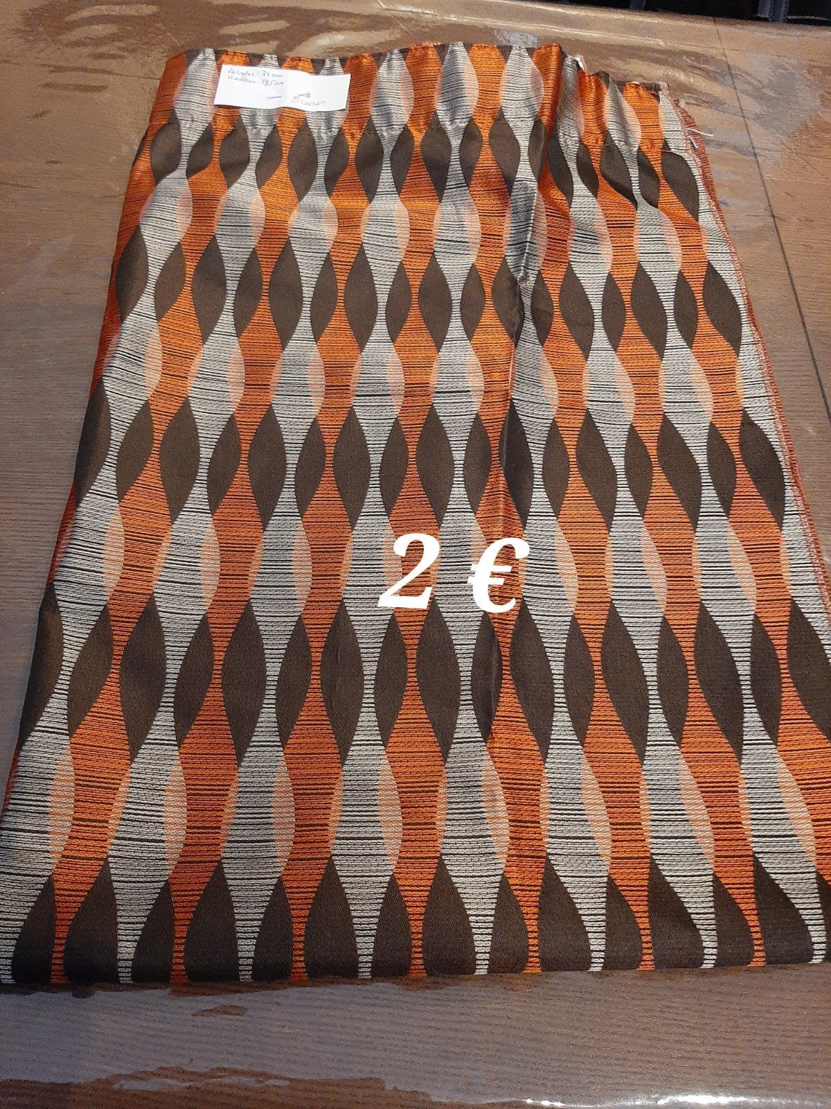 À vendre différents morceaux de tissu d'ameublement neufs, Enlèvement, Coton