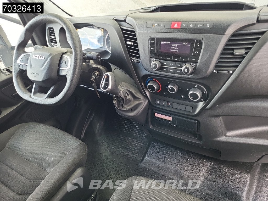 Iveco Daily 70C18 3.0L Automaat Bakwagen 1000KG Laadklep Luc, Auto's, Automaat, Stof, Gebruikt, Euro 6
