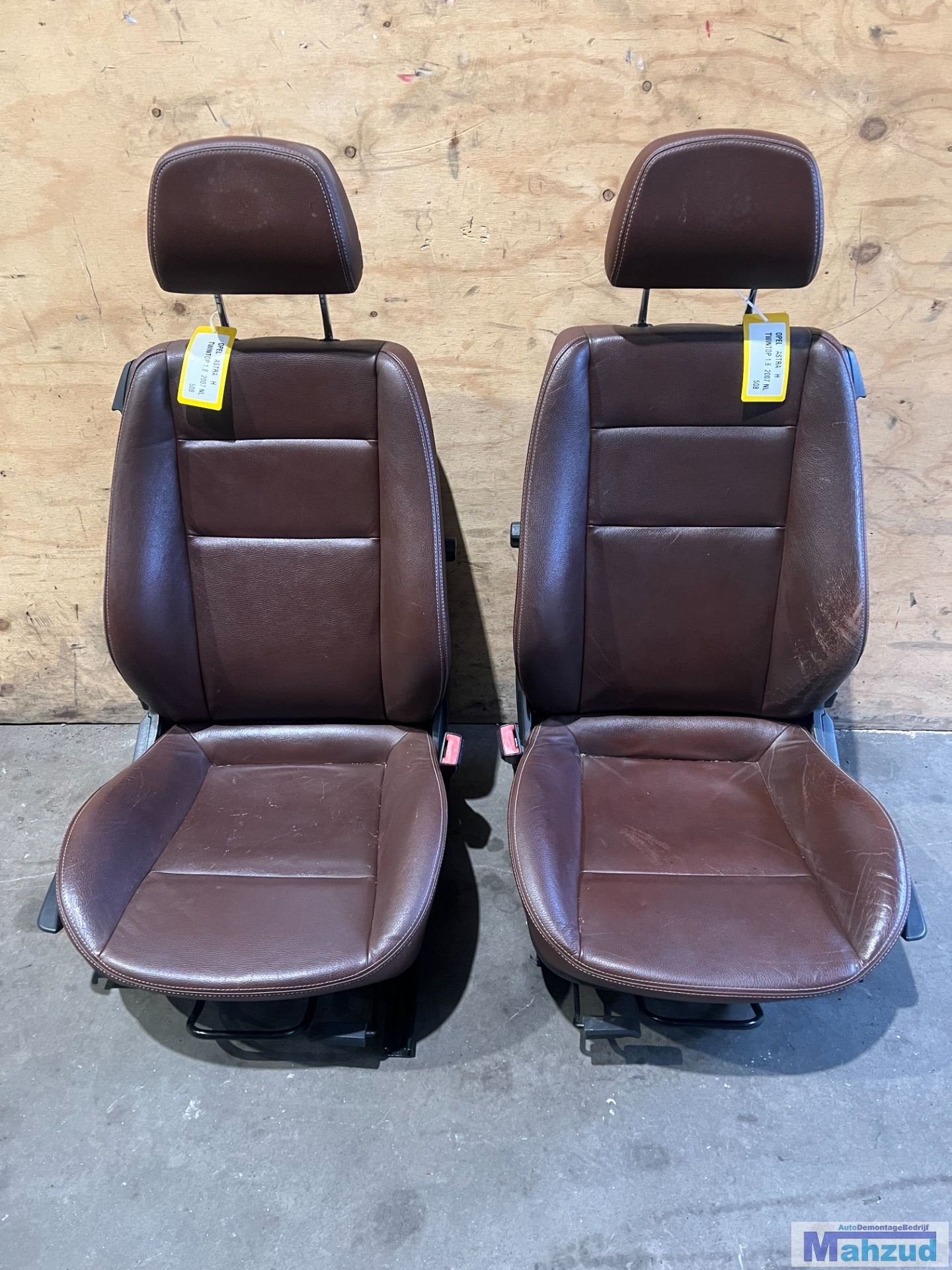OPEL ASTRA H Twintop bruin leer interieur 2005-2010, Auto-onderdelen, Gebruikt, Opel Automobile GmbH, Kontakt@opel-infoservice.de