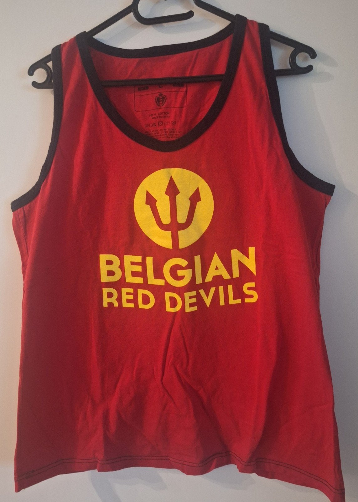 Shirt Rode Duivels, Ophalen