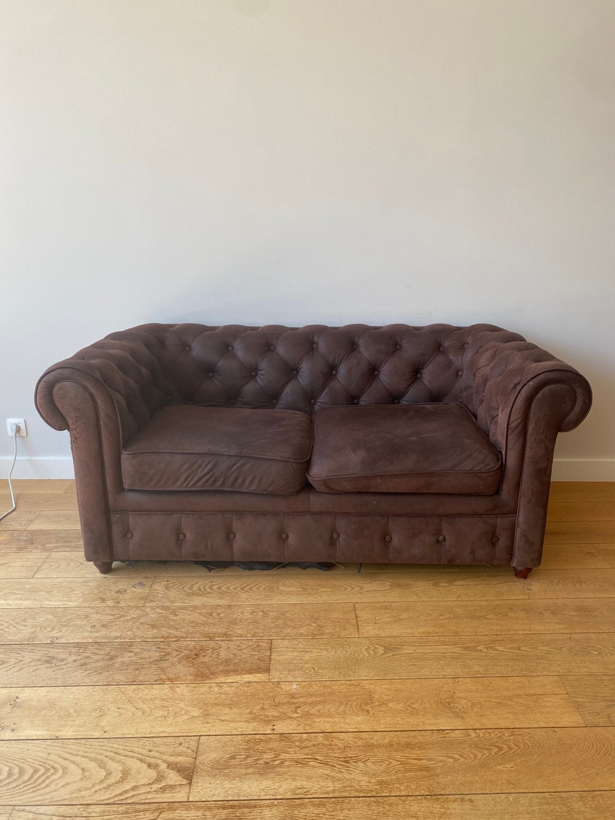 Bruine bank Chesterfield - Bruine Chesterfield-bank, Huis en Inrichting, Ophalen, Gebruikt, 150 tot 200 cm, Vintage