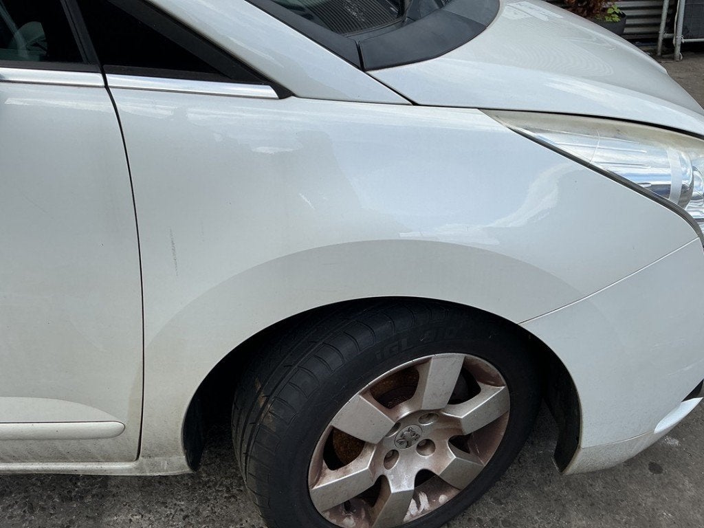 AILE AVANT DROITE Peugeot 5008 I (0A / 0E) (|7841AF|), Kontakt-peugeot@peugeot.com, Garde-boue, Utilisé, Avant