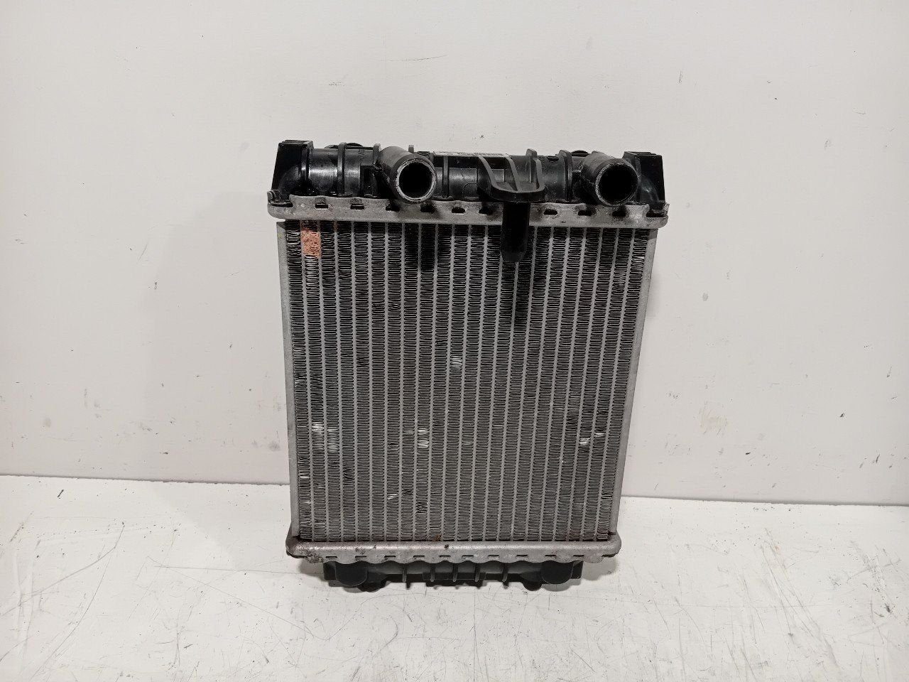 Radiateur Volkswagen Arteon, Onderdelen@venauto.nl, Van der Ven Autorecycling B.V., Ettenseweg 76, 4706 PB Roosendaal, The Netherlands