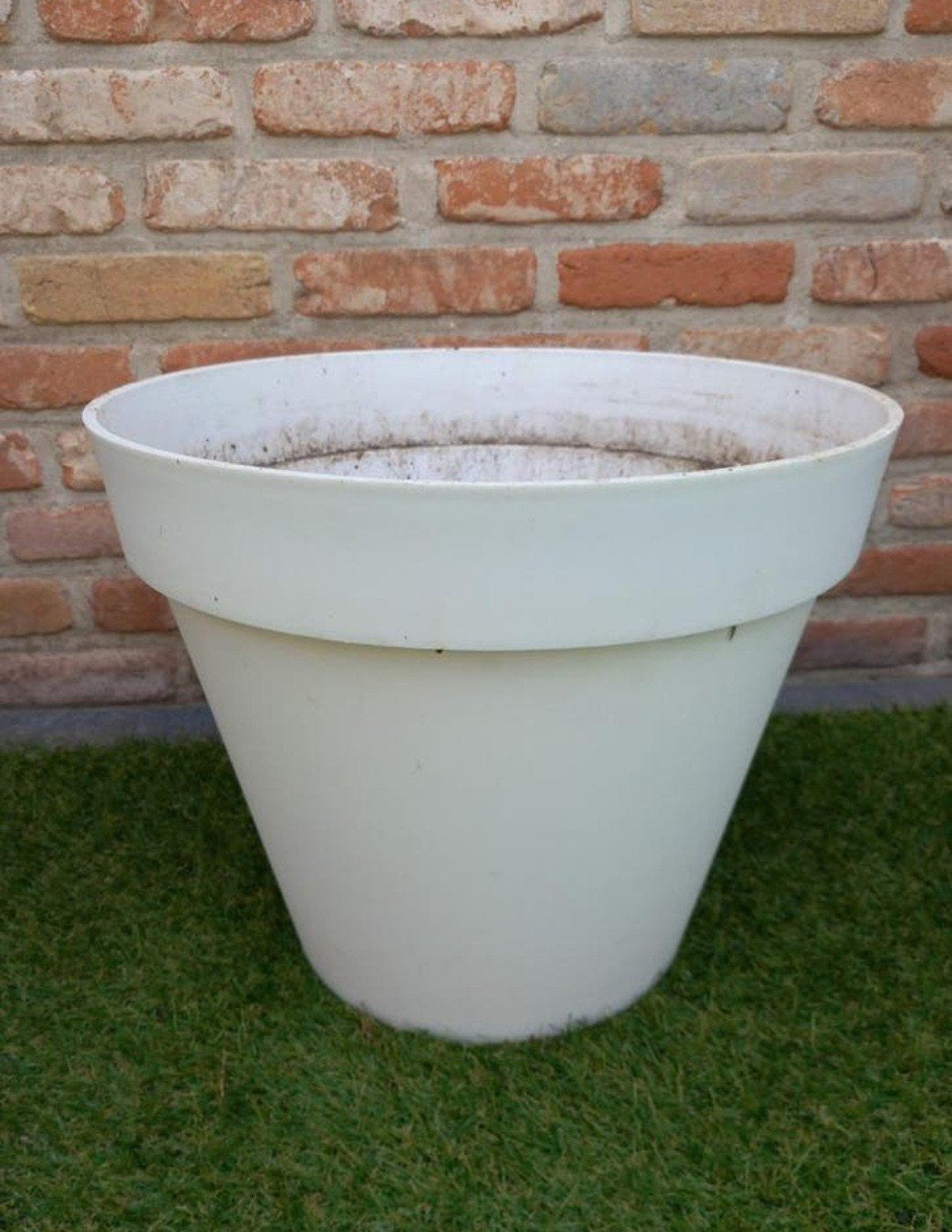 Bloempot wit  (nog 3 stuks), Tuin en Terras, Bloempotten, Ophalen