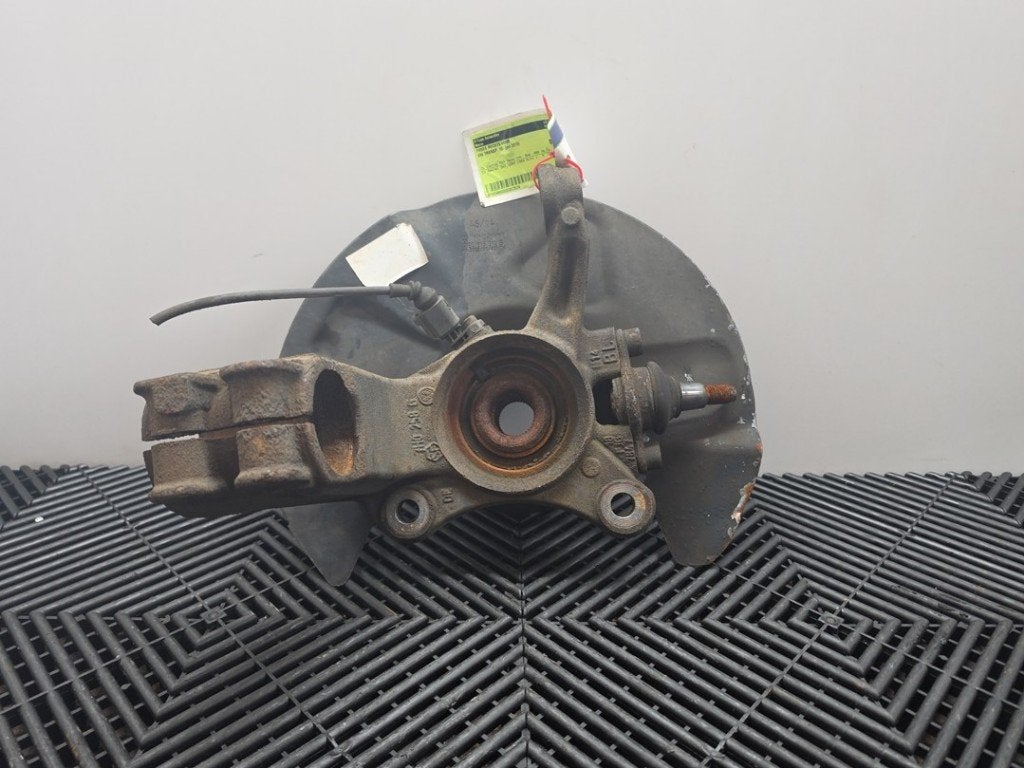 FUSEE AVANT DROITE Transporter T5 (|7H0407258G|7H0498611|), Volkswagen, Volkswagen AG, Utilisé, Kundenbetreuung@volkswagen.de