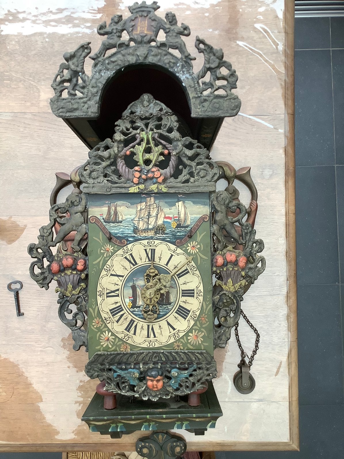 Horloge de chaise frisonne, Enlèvement