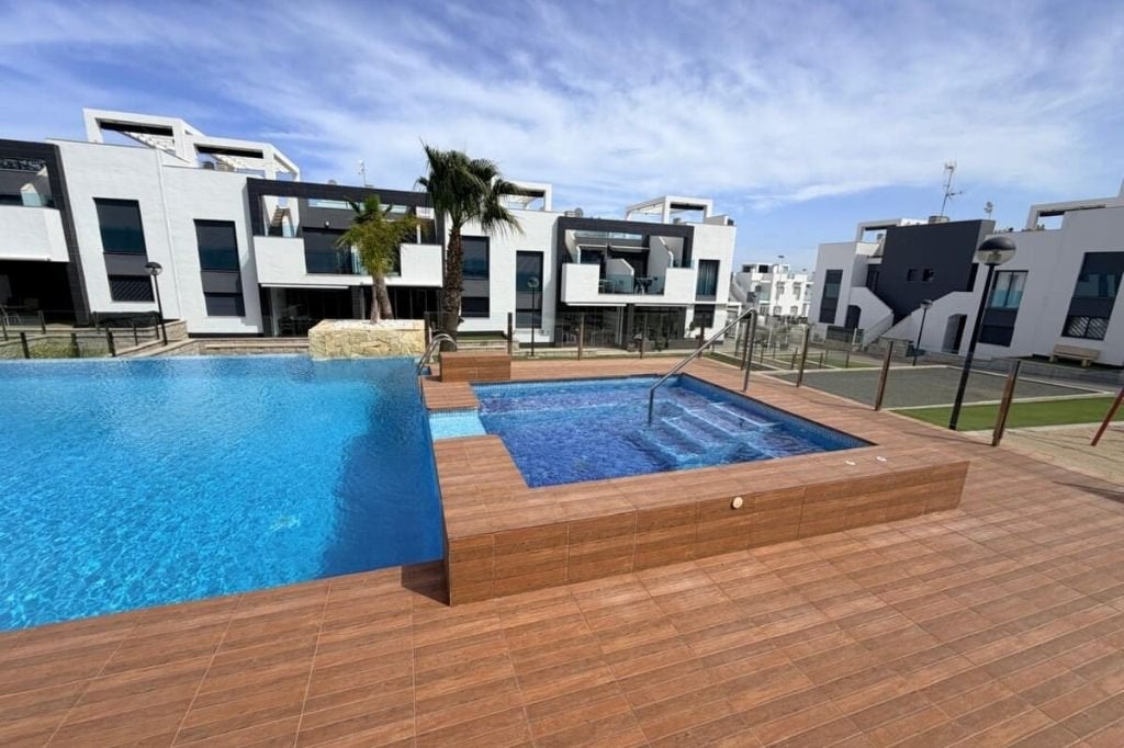 Benedenwoning in Oasis Beach/ Punta Prima, 71 m², 2 kamers, Punta Prima - Torrevieja, Spanje