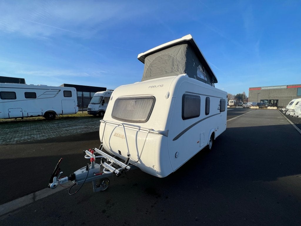 ERiba Hymer Feeling 442   lengtebedden & pop up dak, Standaardzit, Bedrijf, 2 aparte bedden, 6 tot 7 meter