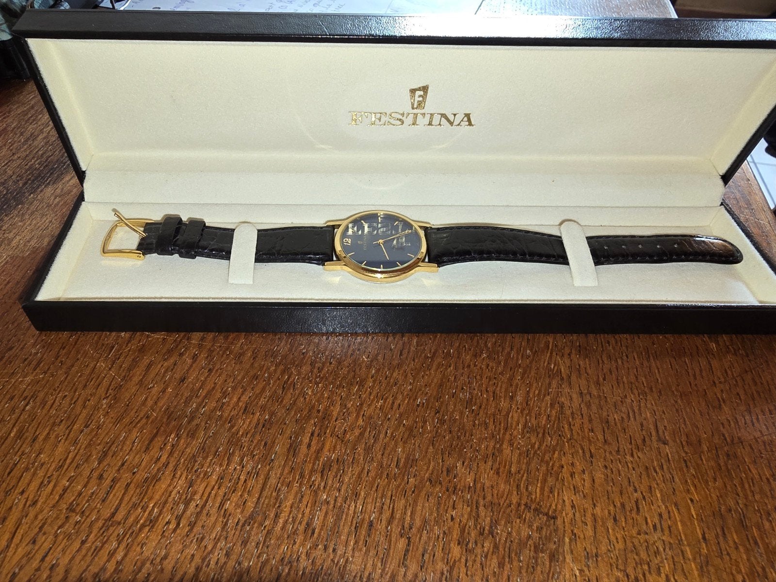 montre Festina quartz, Montre-bracelet, Autres marques, Cuir, Comme neuf