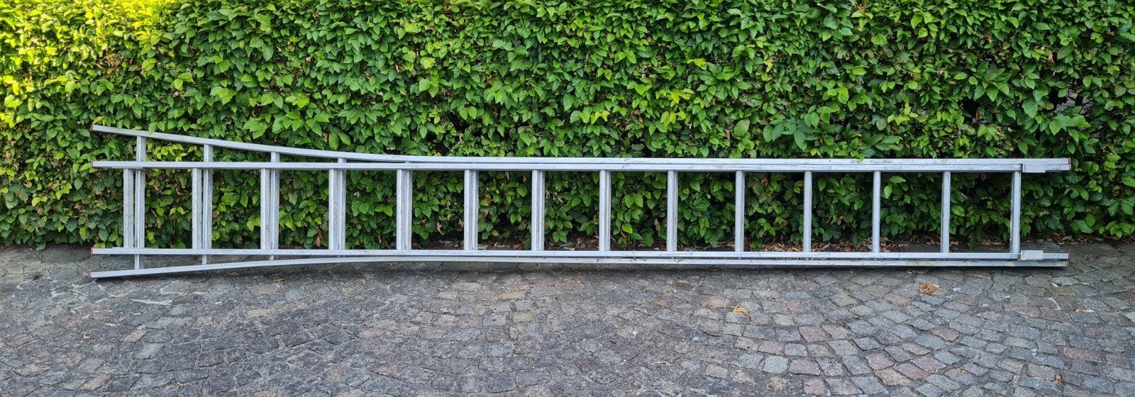 Ladder 2 x 14 treden, Doe-het-zelf en Bouw, Ladders en Trappen, Ophalen, Ladder
