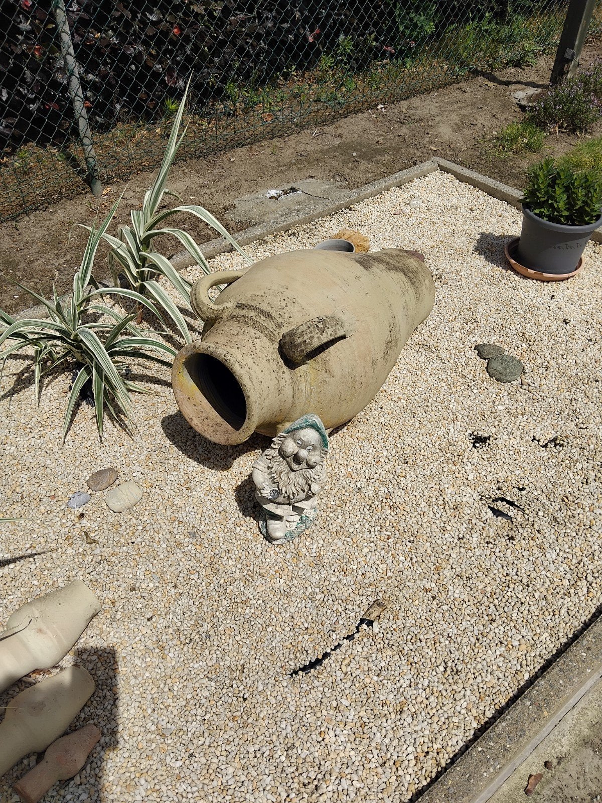 Vaas Grote, Tuin en Terras, Ophalen