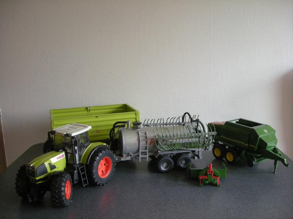 Lot Bruder tractor, machines en toebehoren, Kinderen en Baby's, Ophalen of Verzenden, Gebruikt