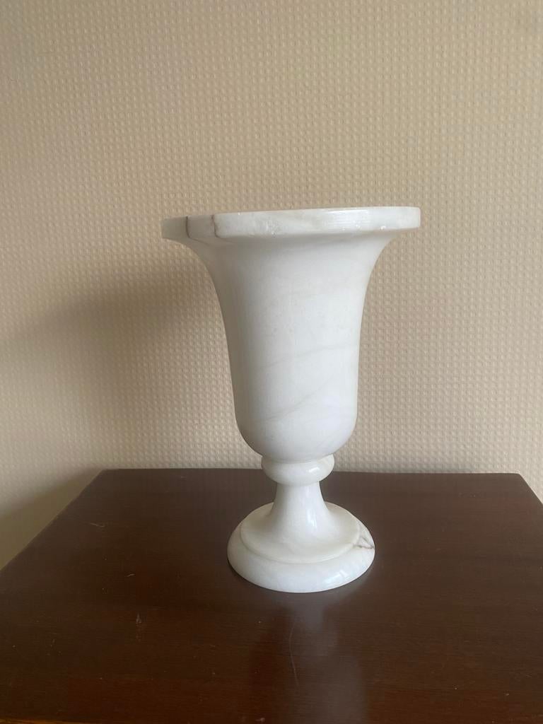 Vase en marbre, Enlèvement ou Envoi