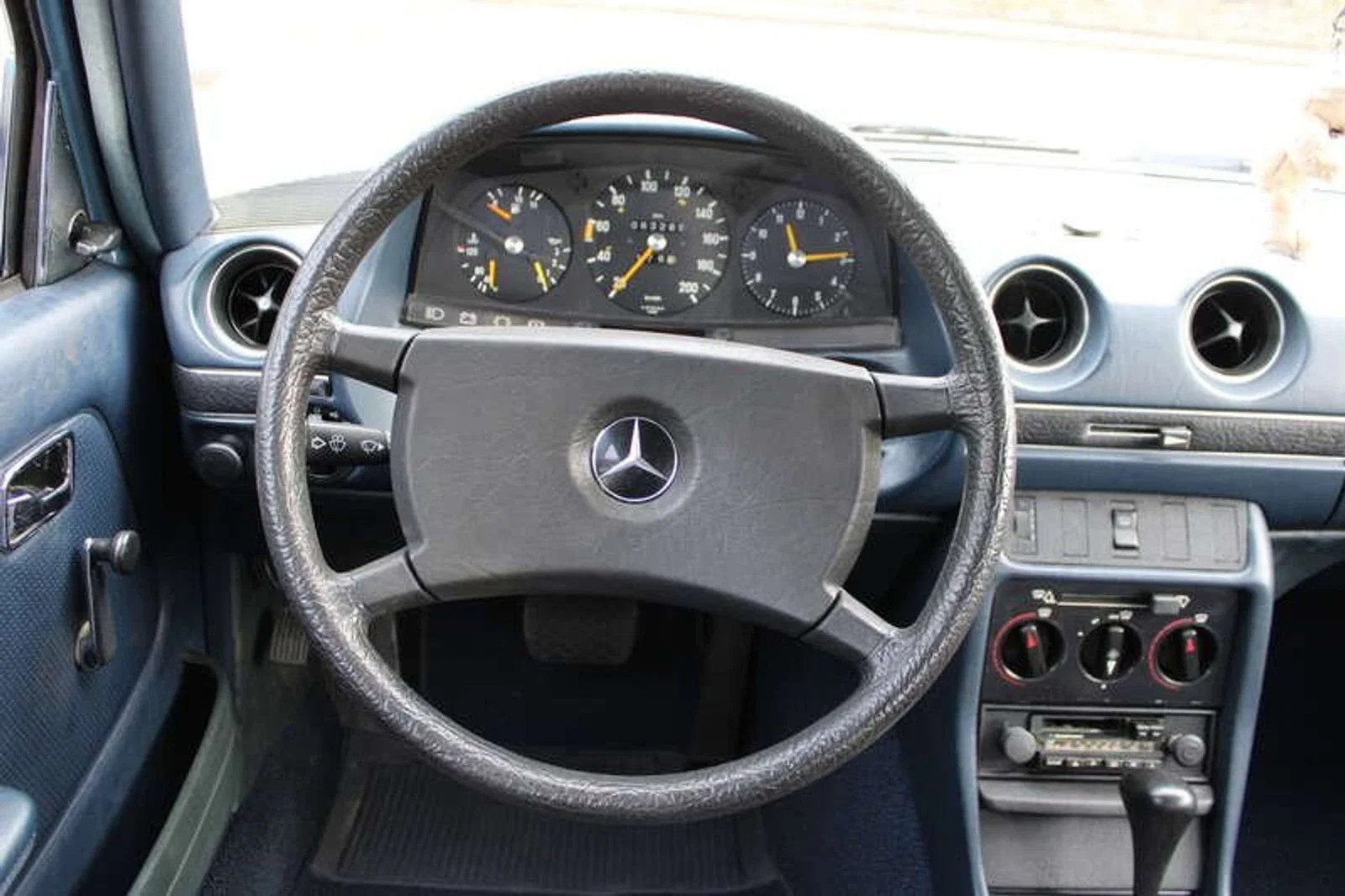 Mercedes-Benz 200-serie 200 NIEUWSTAAT BOVEN EN ONDER!, foto 5