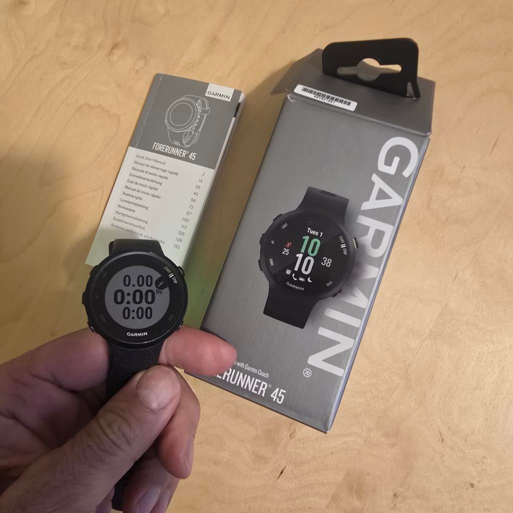 Garmin forerunner (LARGE) 45 ZONDER lader. Ik stuur niet op., Enlèvement