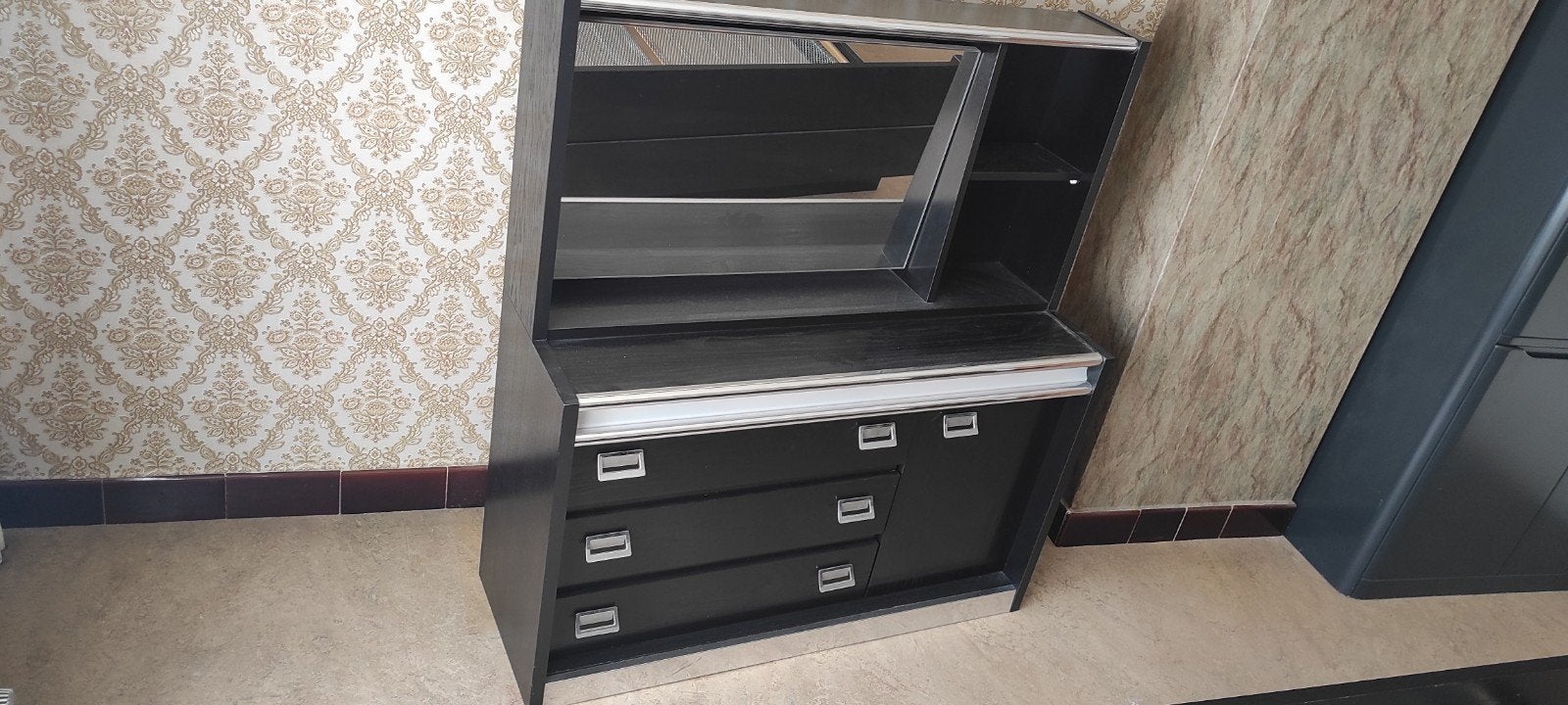 Vintage make up kast met verlichting ,kantelbare spiegel, ja, Huis en Inrichting, Ophalen