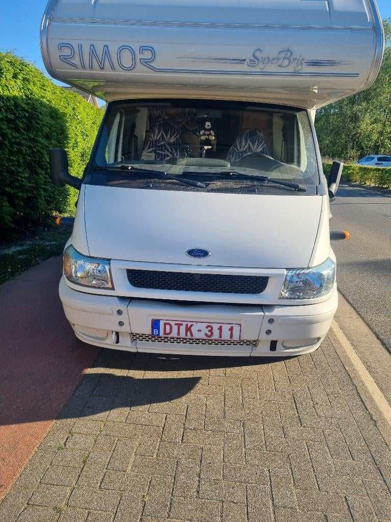 Mobilhome Rimor 678, Toilette à cassette, Boîte manuelle, Ford, Diesel