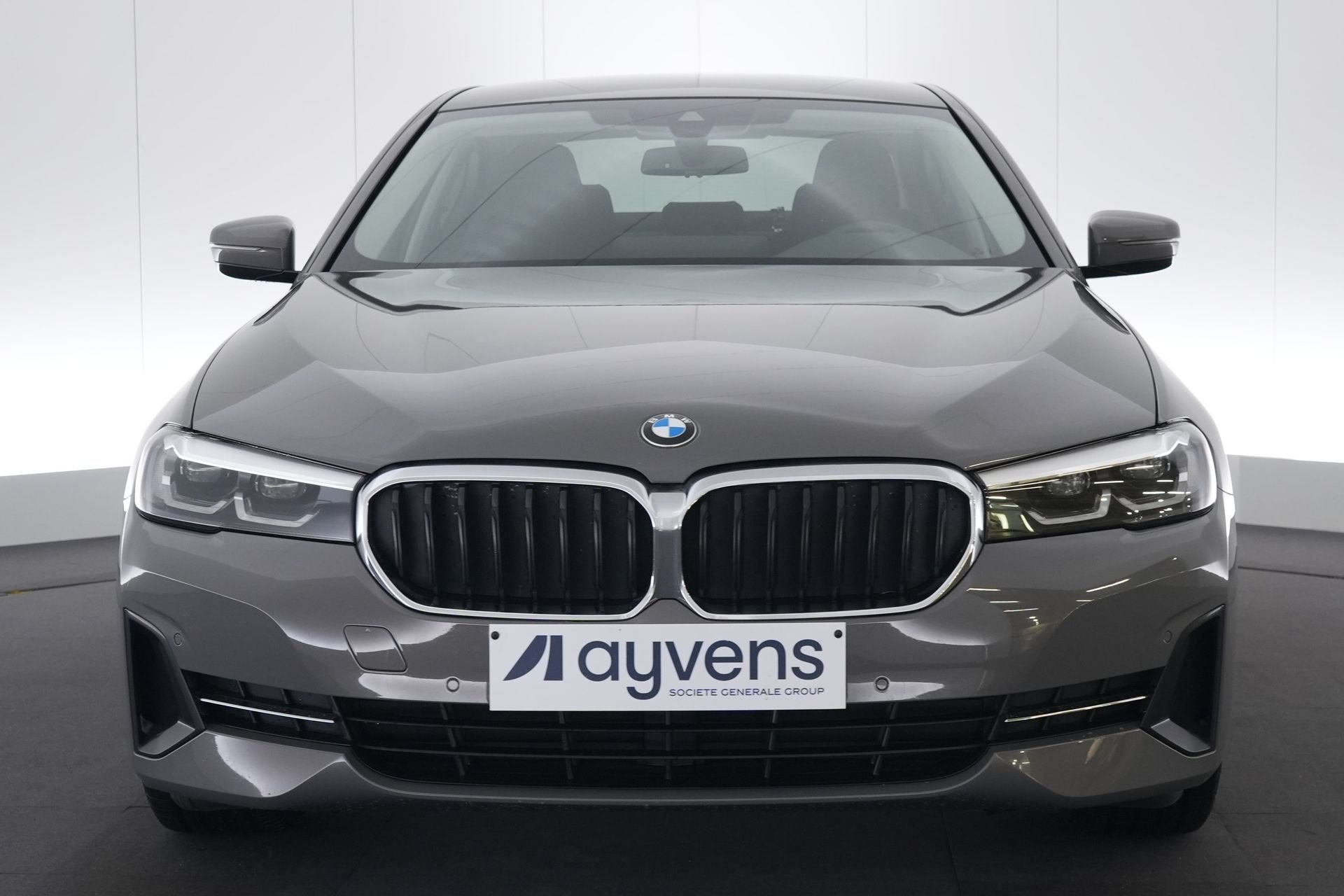 (2AXN746) BMW 5 BERLINE, Autos, Cuir, Argent ou Gris, Entreprise, Carnet d'entretien