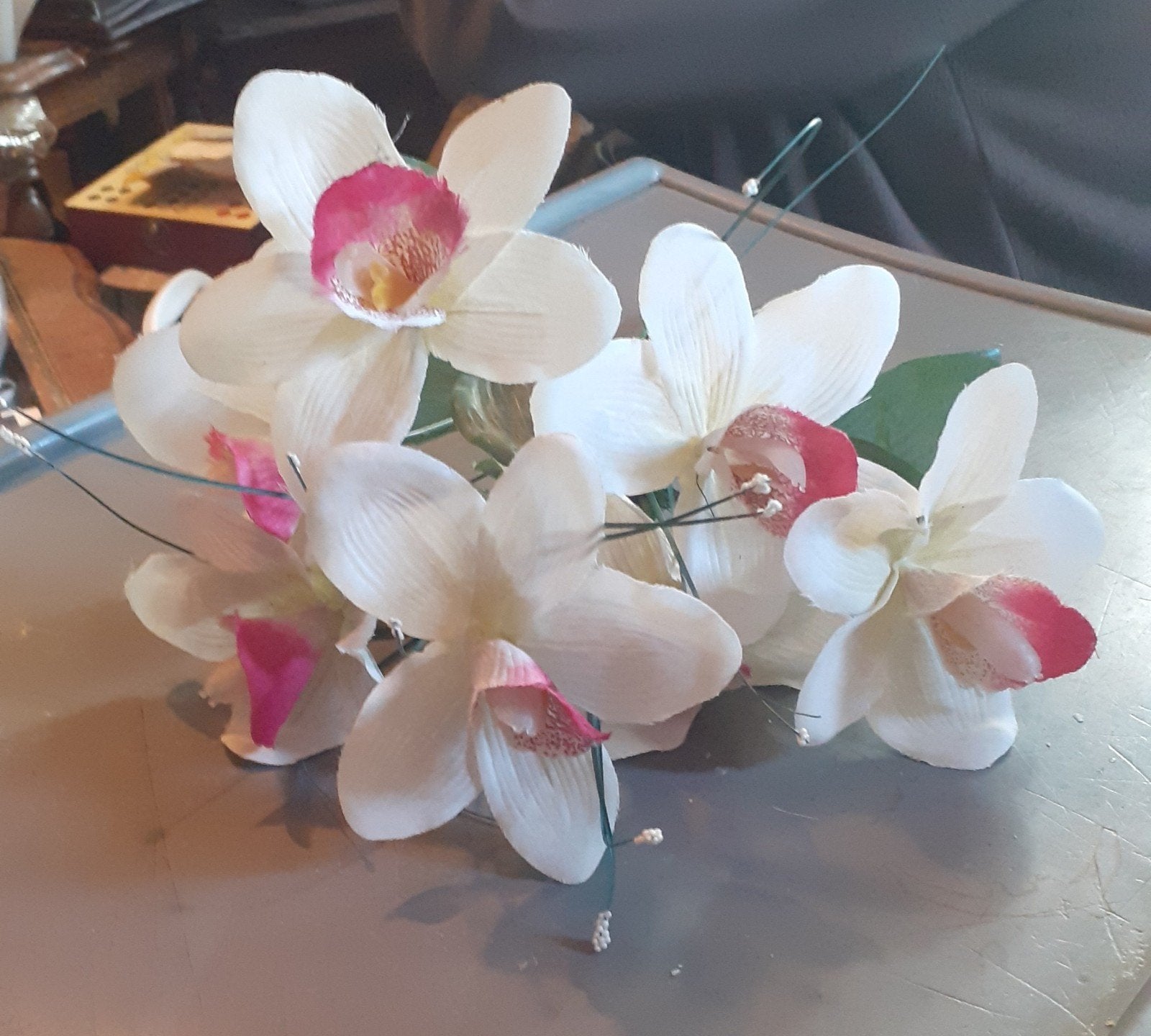 bouquet de fleur orchidées en soie, Plastique, Enlèvement ou Envoi, Bouquet