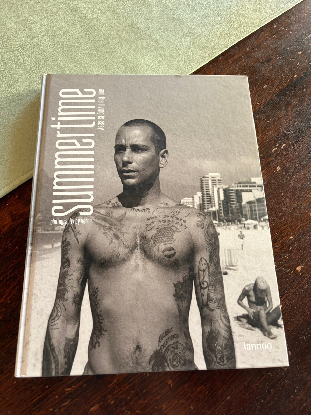 Sunnertime zwart/ wit fotoboek.., Boeken, Kunst en Cultuur | Fotografie en Design, Ophalen of Verzenden, Zo goed als nieuw