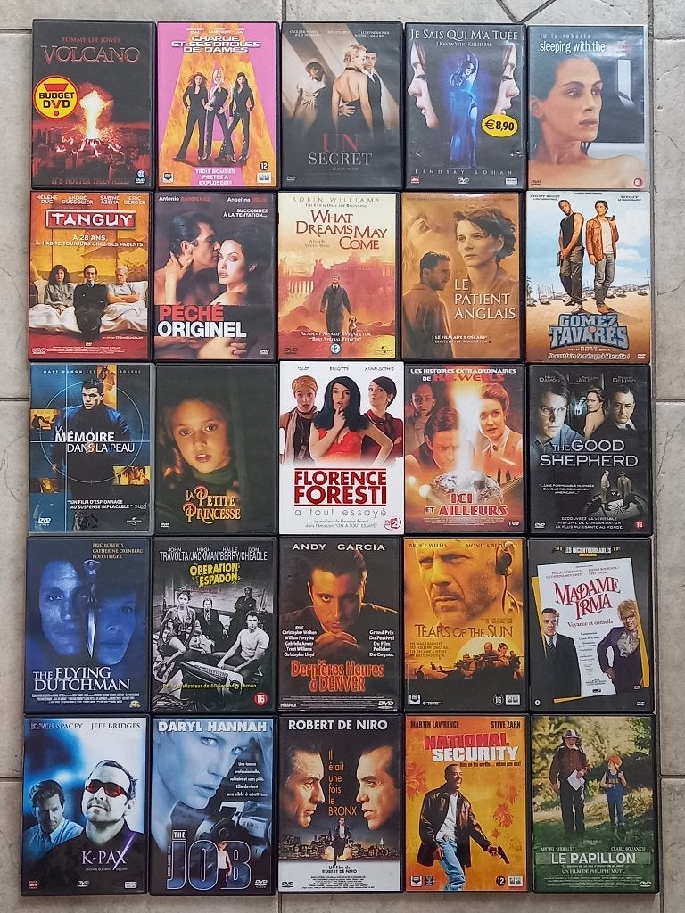lot de 71 DVD + collector état neuf, Cd's en Dvd's, Dvd's | Overige Dvd's, Inclusief doosje, Nederlands, Alle leeftijden, Ophalen of Verzenden