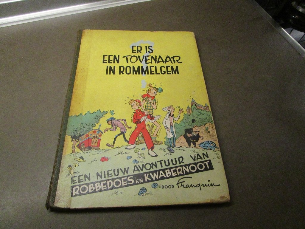 Robbedoes - Tovenaar in Rommelgem - 1e druk - 1951, Boeken, Gelezen, Eén stripboek, Ophalen of Verzenden, FRANQUIN