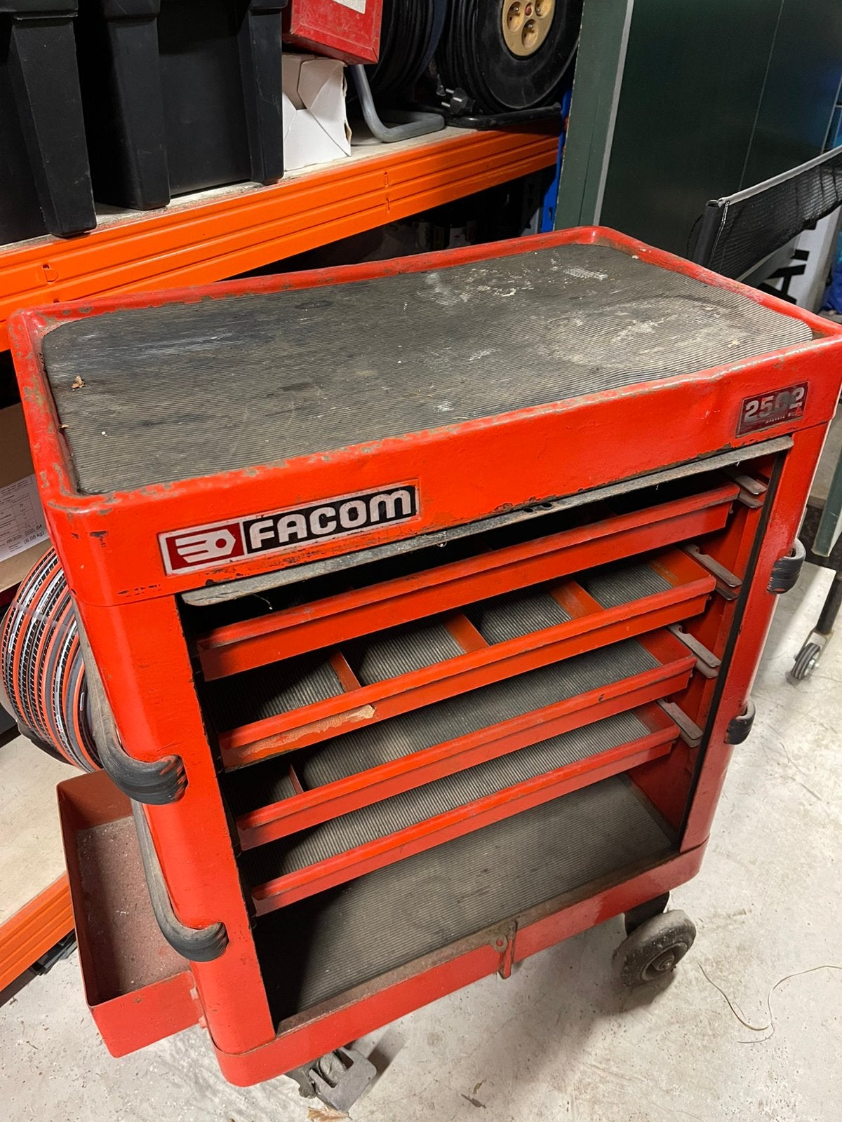 Facom 2502 vintage materiaal kast op wielen, Doe-het-zelf en Bouw, Ophalen