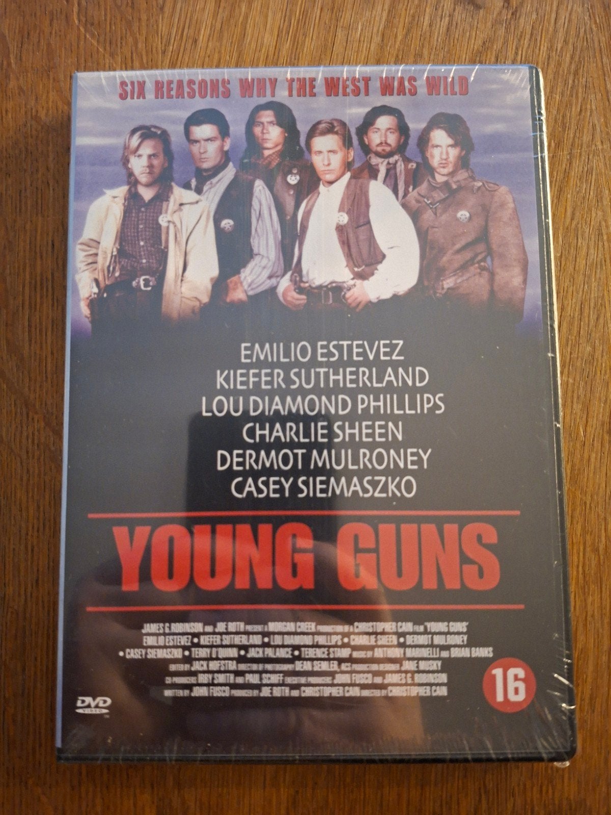 DVD  - YOUNG GUNS  - SEALED, CD & DVD, Anglais, À partir de 16 ans, Neuf, dans son emballage, Action et Aventure