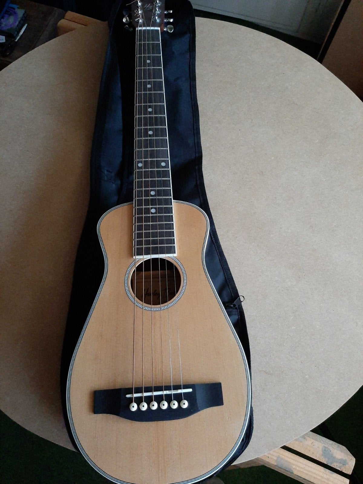 Reisgitaar H.B. Traveler Steel, Muziek en Instrumenten, Ophalen of Verzenden, Zo goed als nieuw, Overige typen