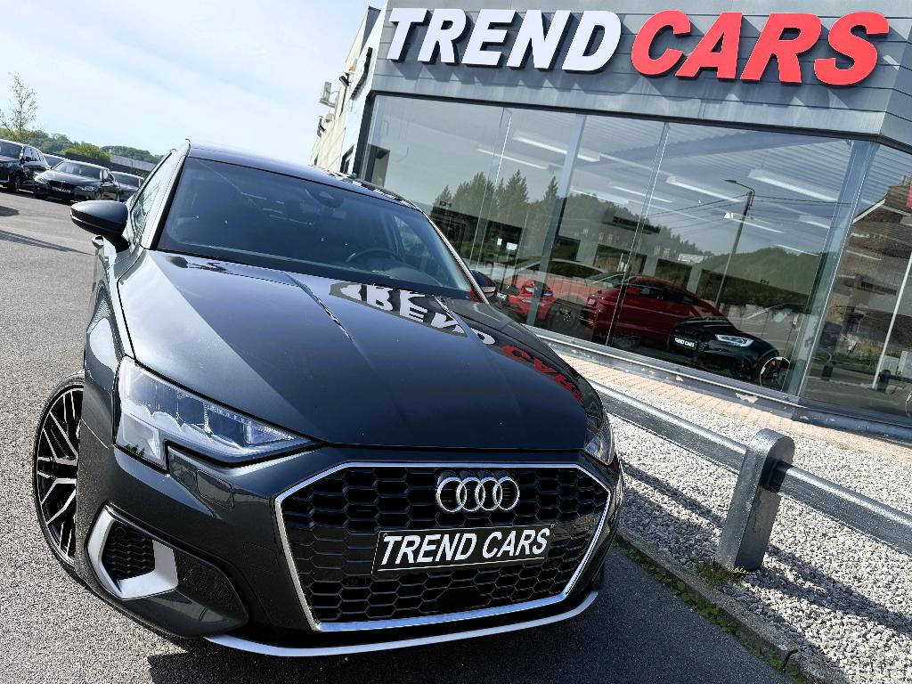 AUDI A3 30 TFSI CUIR TOIT PANO SIEGES CHAUFFANT CARPLAY, Autos, Cuir, Achat, Entreprise, Garantie prolongée