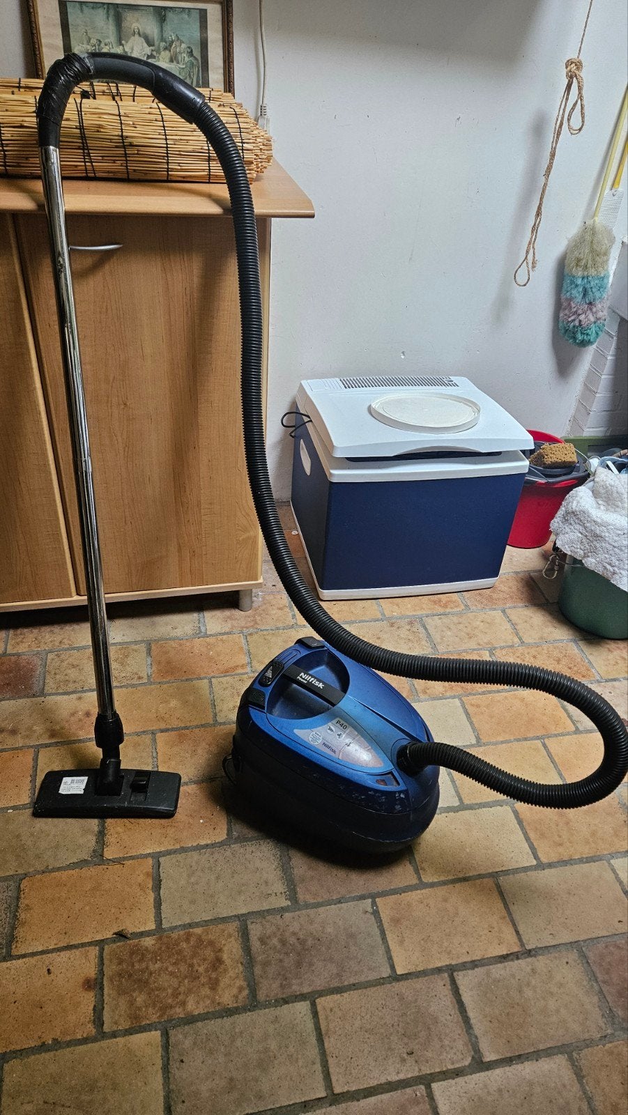 stofzuiger nilfisk power p40, Elektronische apparatuur, Overige merken, Gebruikt, 2000 watt of meer, Sledestofzuiger