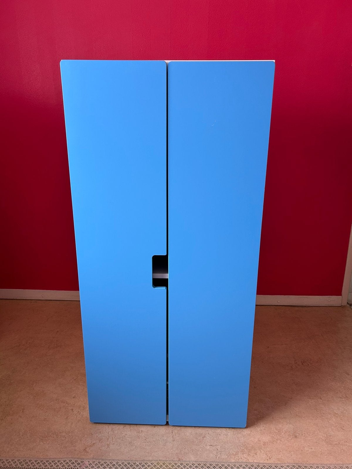 Blauwe kledingkast voor kinderen van de ikea, Ophalen, Zo goed als nieuw
