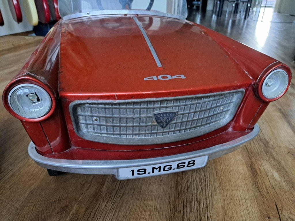 Peugeot 404 trapauto Morellet Guerineau Bijna nieuwstaat, Antiquités & Art, Enlèvement