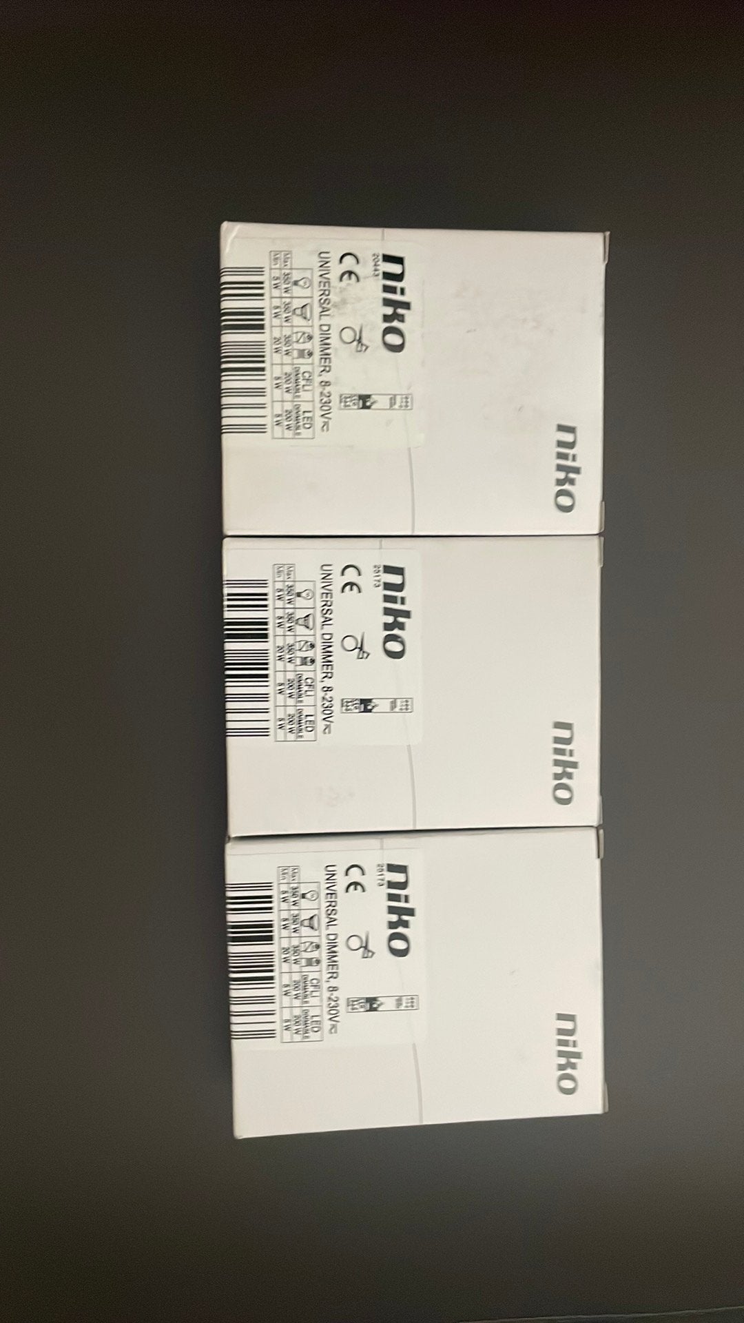 3 Niko universele dimmers  330-00700, Enlèvement ou Envoi, Neuf
