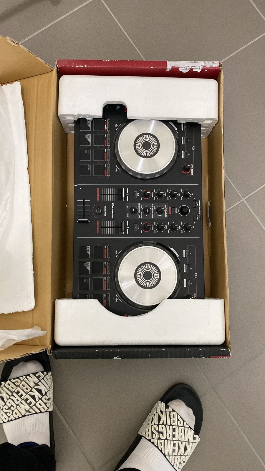 Contrôleur DJ Pioneer DDJ-SB - Platine de mixage Serato, Enlèvement, Comme neuf, Platine, Pioneer