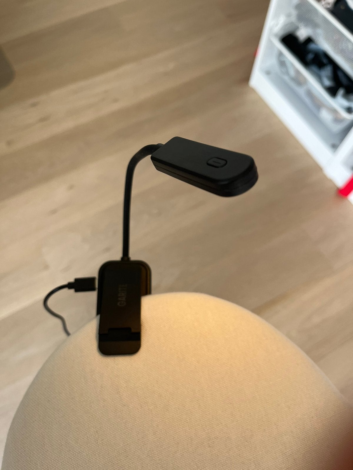 Lampe de chevet avec clipse, Maison & Meubles, Jaune, Rechargeable, Comme neuf, Enlèvement