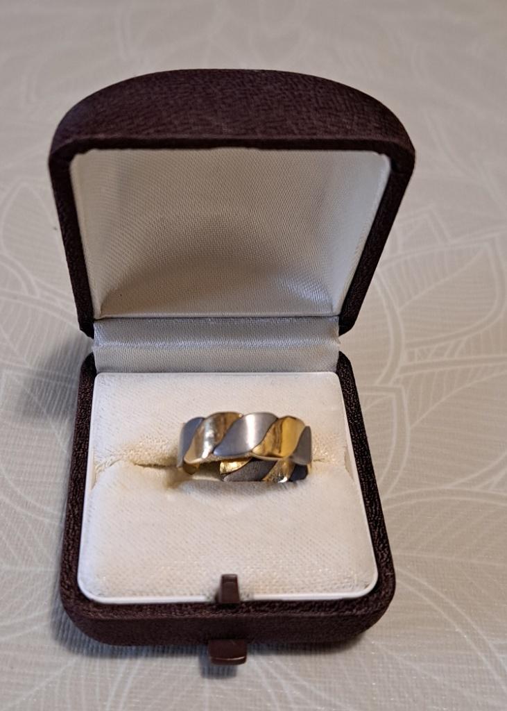 18 Kt gouden ring, Bijoux, Sacs & Beauté, Bagues, Enlèvement ou Envoi, Femme ou Homme, Or, Comme neuf