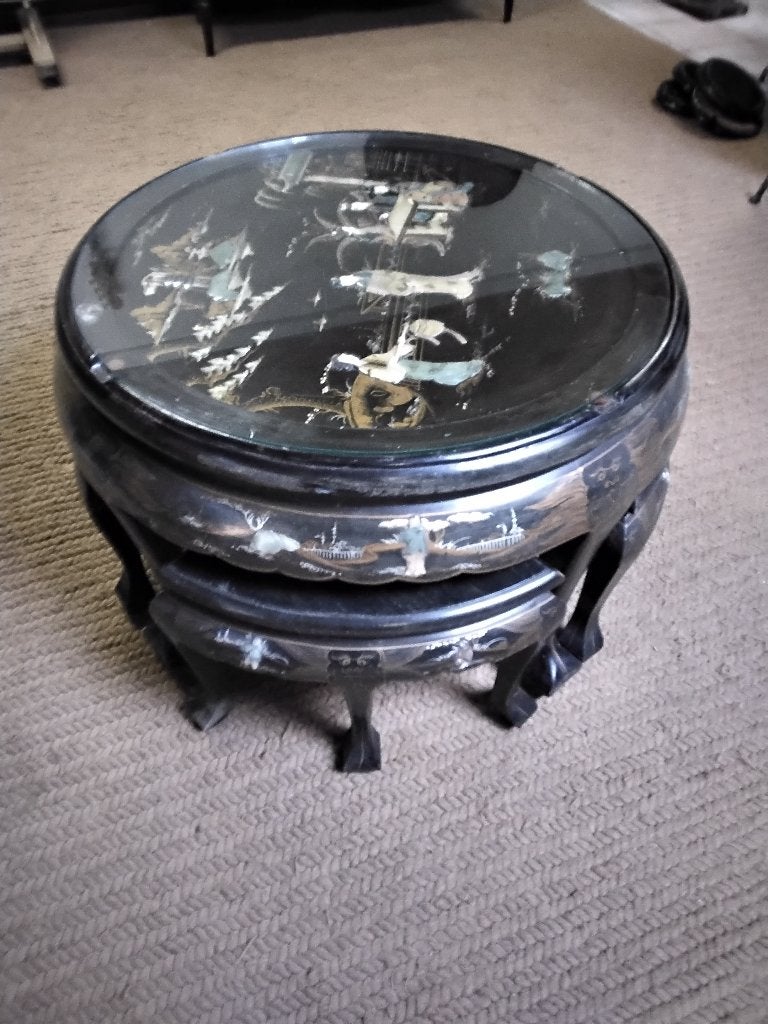 Salon tafel chinees met inlegwerk en 4 stoeltjes, Ophalen