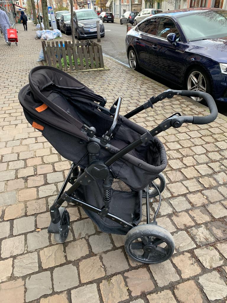 Poussette Marque : Magic ZC , Enfants & Bébés, Poussettes & Combinaisons, Comme neuf, Poussette combi, Pneus, Avec nacelle, Tige de poussée réglable