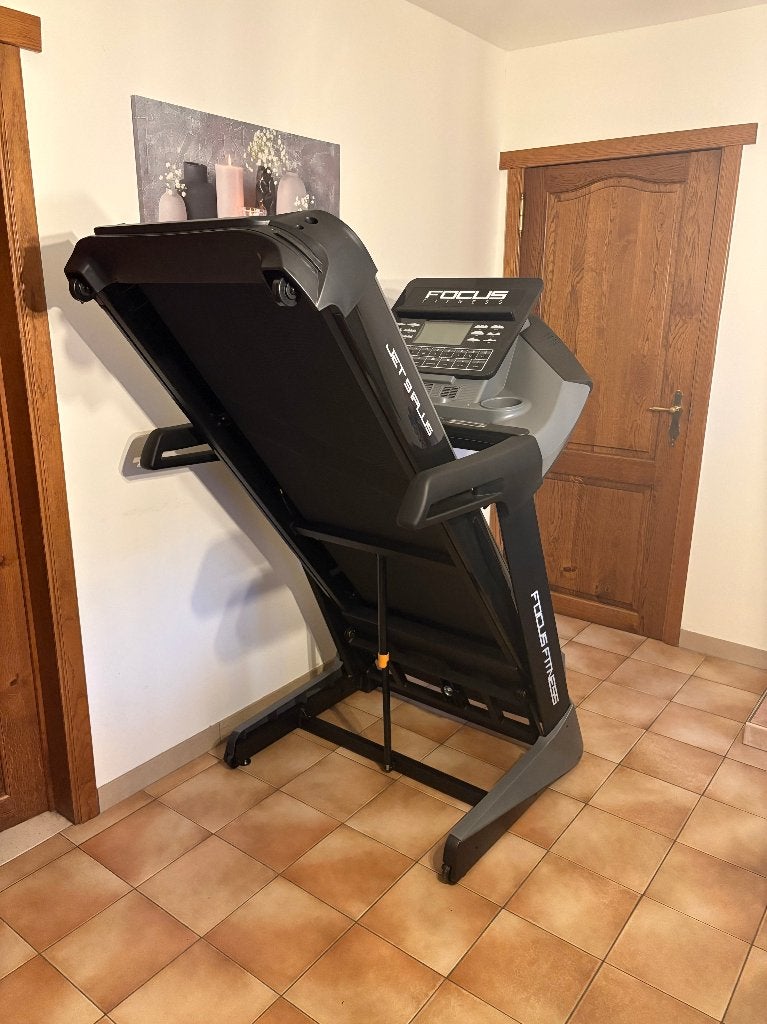 Focus Fitness Jet 9 iPlus, Ophalen, Zo goed als nieuw, Metaal, Loopband
