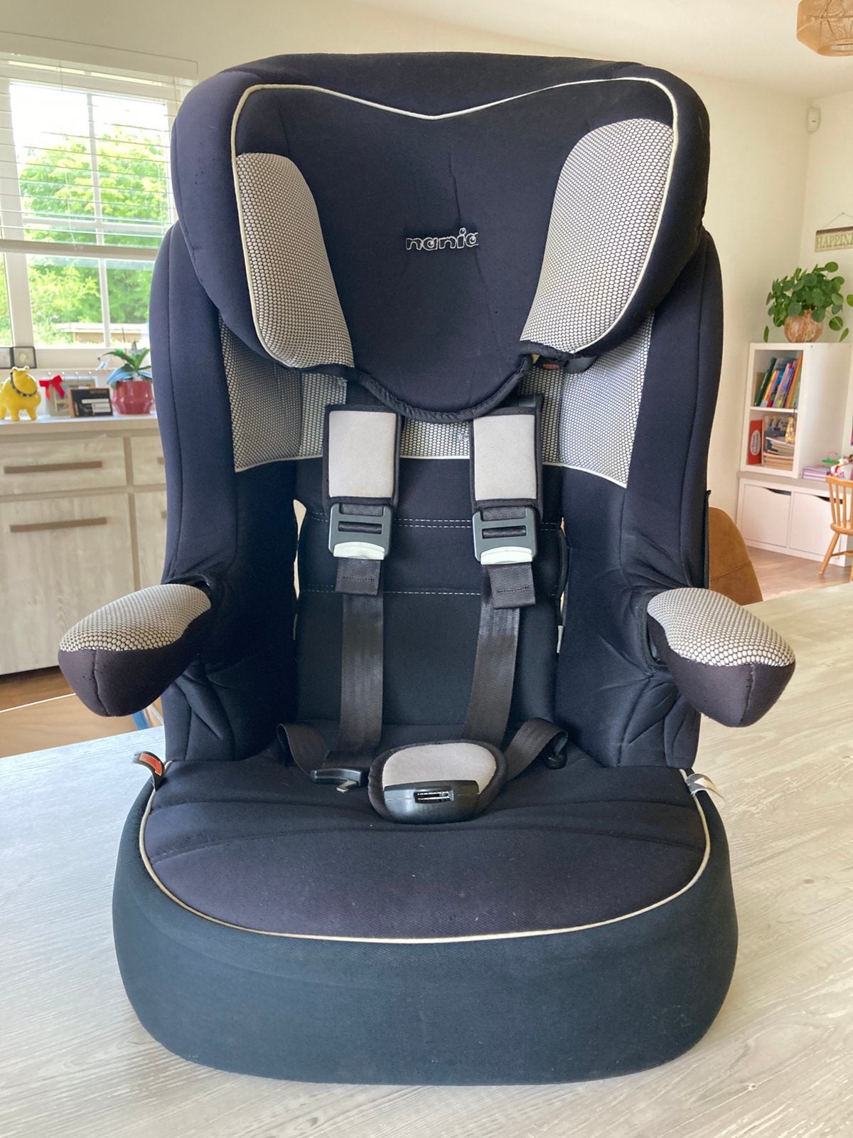 Autostoel Nania 9-36kg, Ophalen, Zo goed als nieuw
